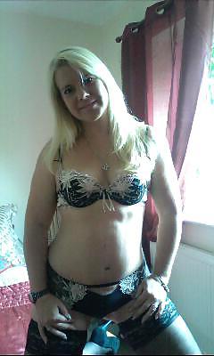 25P Mature Amateur Clothed 8