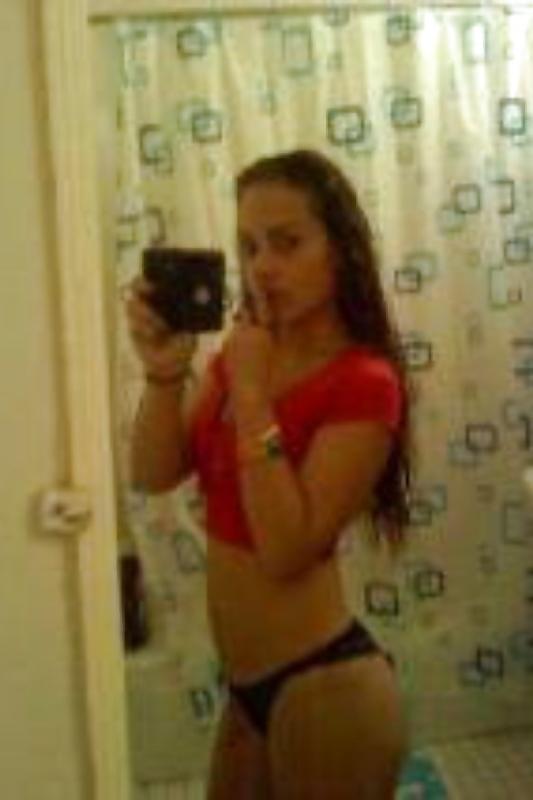 25P LISA!-NON NUDE..for now!