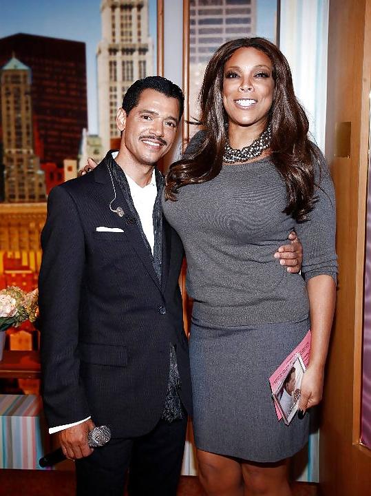 9P Wendy williams rubber tits