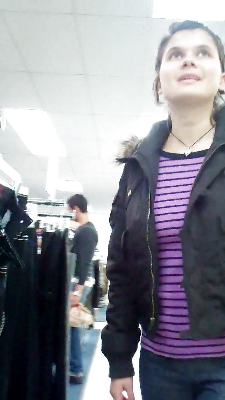 12P Brunette with Sexy bubble Butt