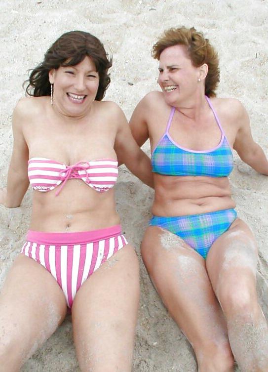 25P Swimsuits bikinis bras bbw mature dressed teen big huge - 37