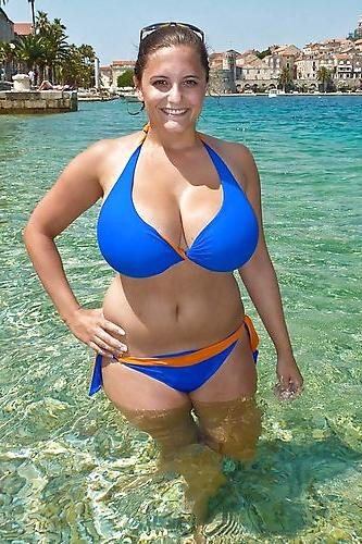 17P Non Nude Busty