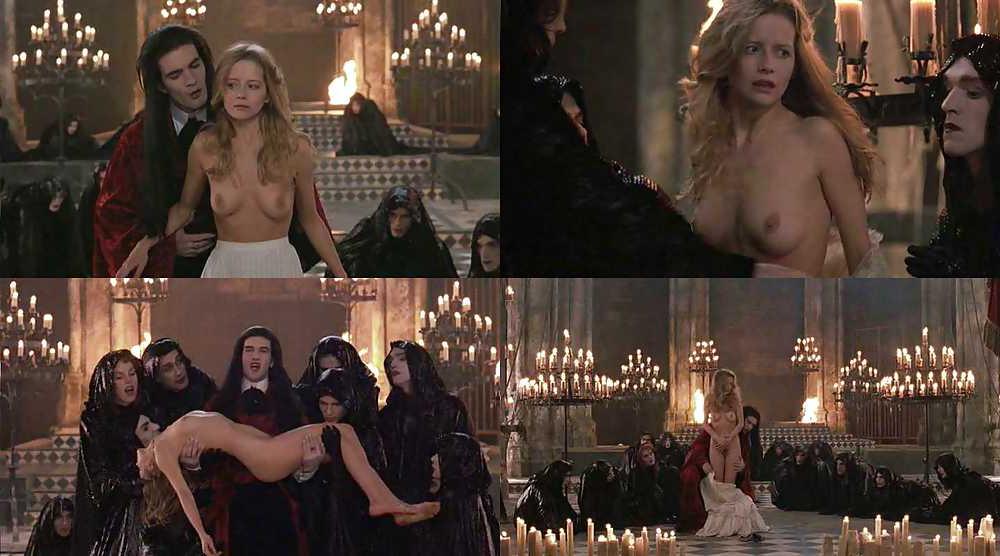 22P Scary Movie Nudity