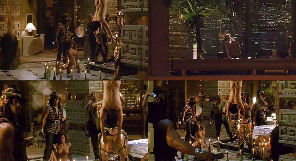 22P Scary Movie Nudity