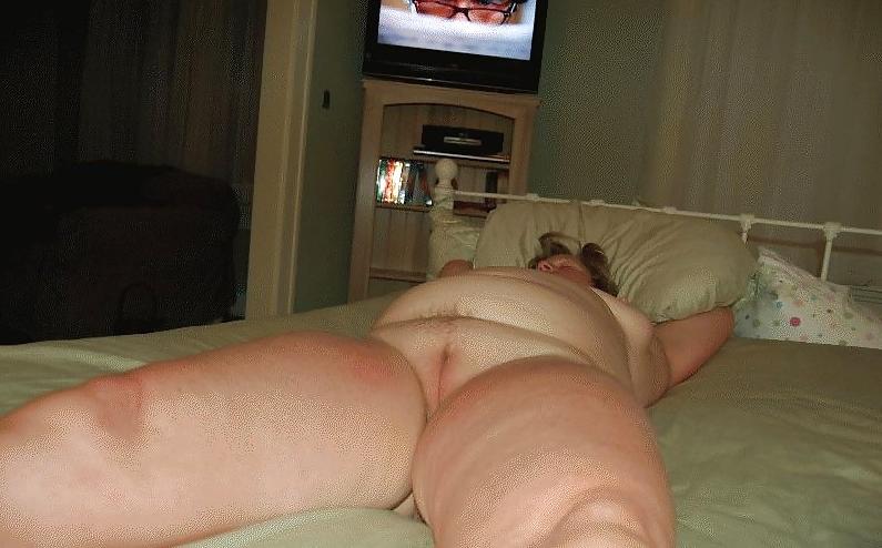25P Hairy pussy hotties