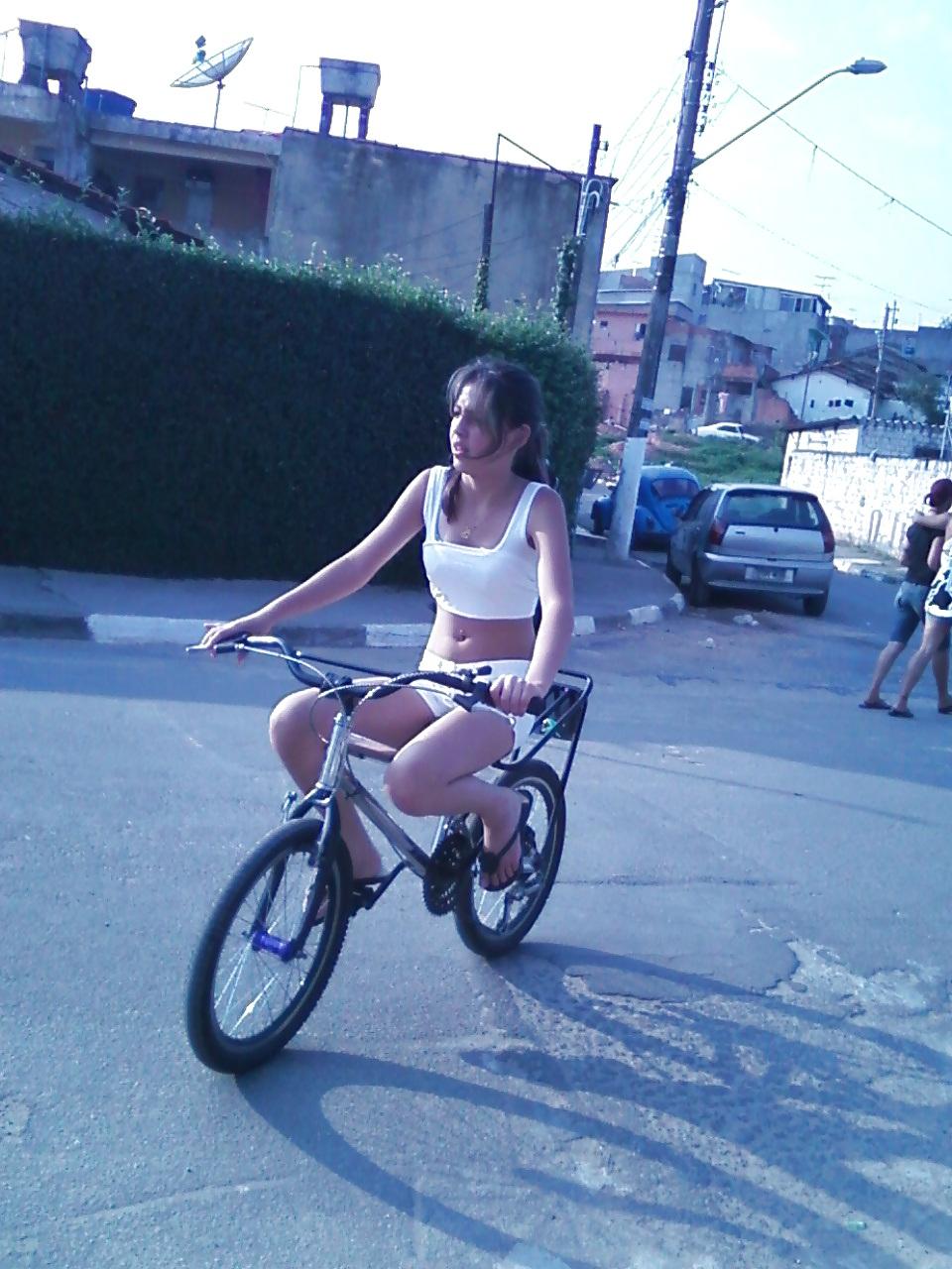 10P Voyeur na rua