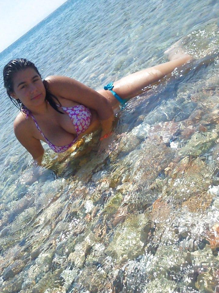5P Greek girl: Maria