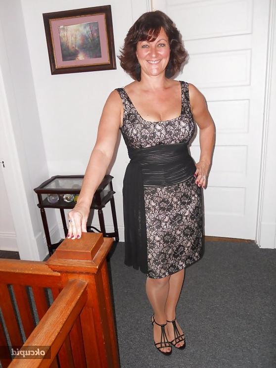25P Internet Dating Women, Non Nude