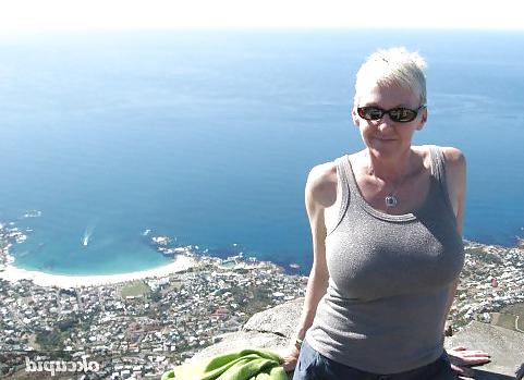 25P Internet Dating Women, Non Nude