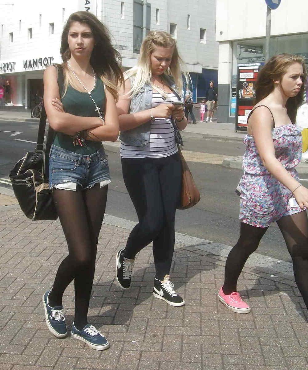 25P Teenage Girls In Tights by DarKKo