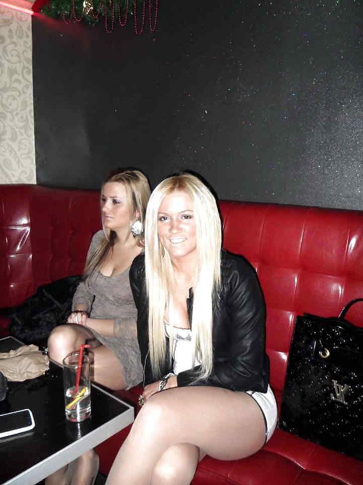 25P Teenage Girls In Tights by DarKKo