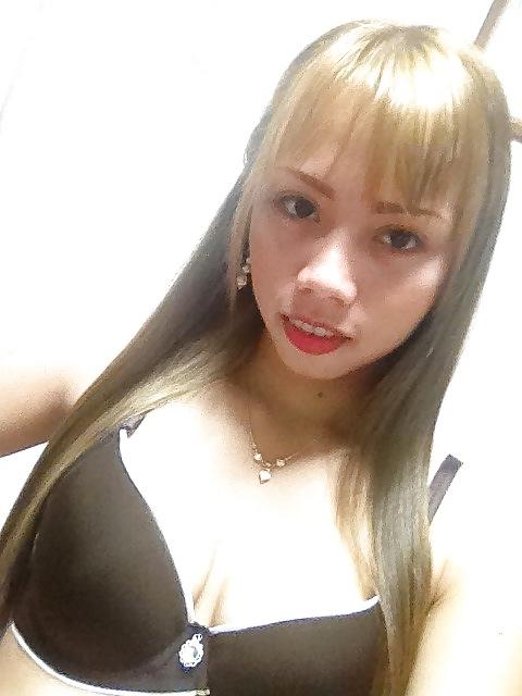 15P Nice tits non nude