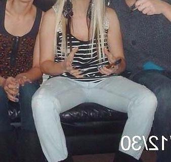 15P Nice tits non nude