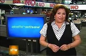 10P Mary Ramos CNN reporter - Non nude