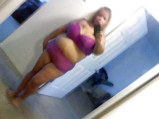 18P BBW slut in bra and panties 