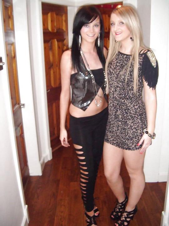 25P Facebook Sluts in hot leggings 9