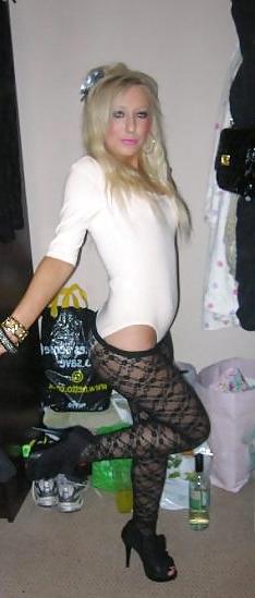 25P Facebook Sluts in hot leggings 9
