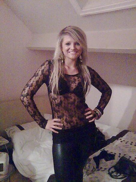 25P Facebook Sluts in hot leggings 9