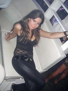 25P Facebook Sluts in hot leggings 9
