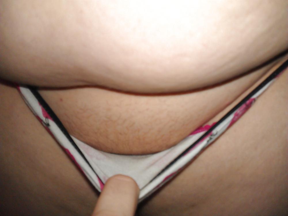 9P BBW In her thong