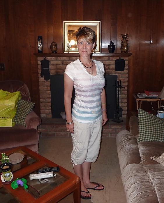 18P Milfs - Dressed And Sexy 3