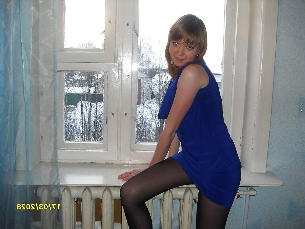 18P Pantyhose non-nude