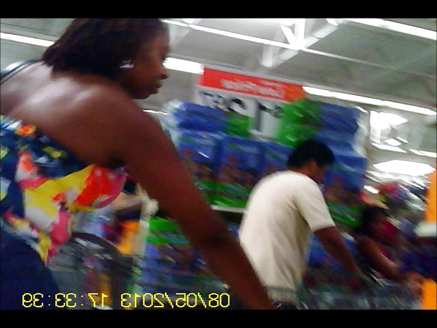 9P Black MILF Tight Bubble Ass