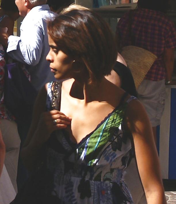 7P Voyeur MILFS in France