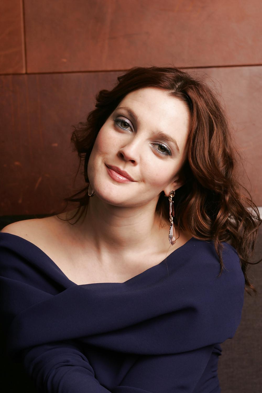 19P Drew Barrymore (HQ)