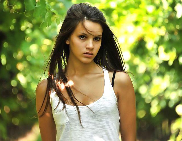 18P I love brunettes - non porn