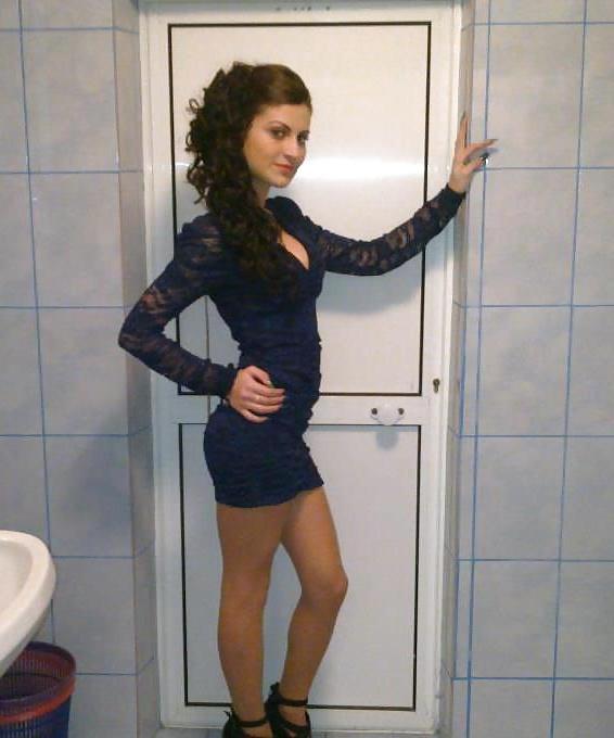 8P Romanian girl: Ana