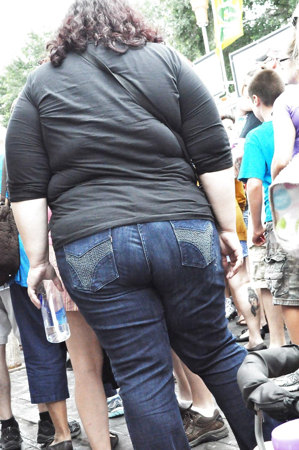 8P BBW MILF Arsch in Jeans
