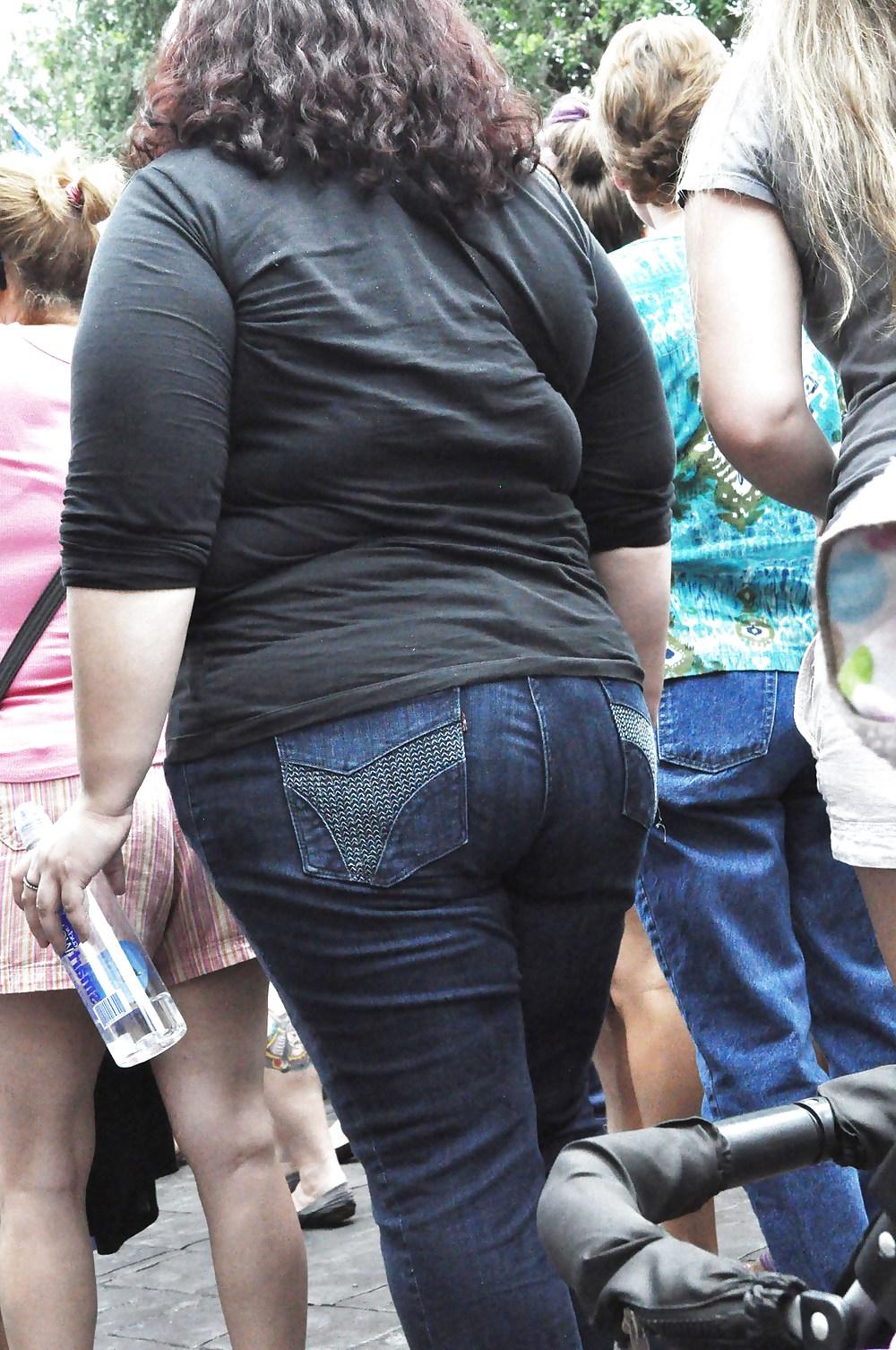 8P BBW MILF Arsch in Jeans