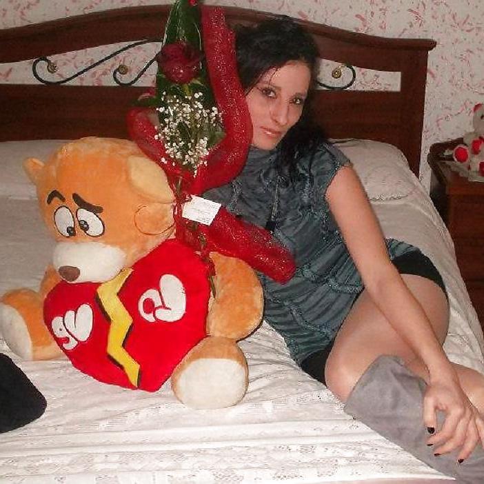 13P Greek girl: Agata