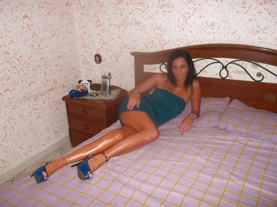 13P Greek girl: Agata