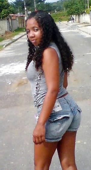 25P Babes in slums of Rio. 3 (personal files)