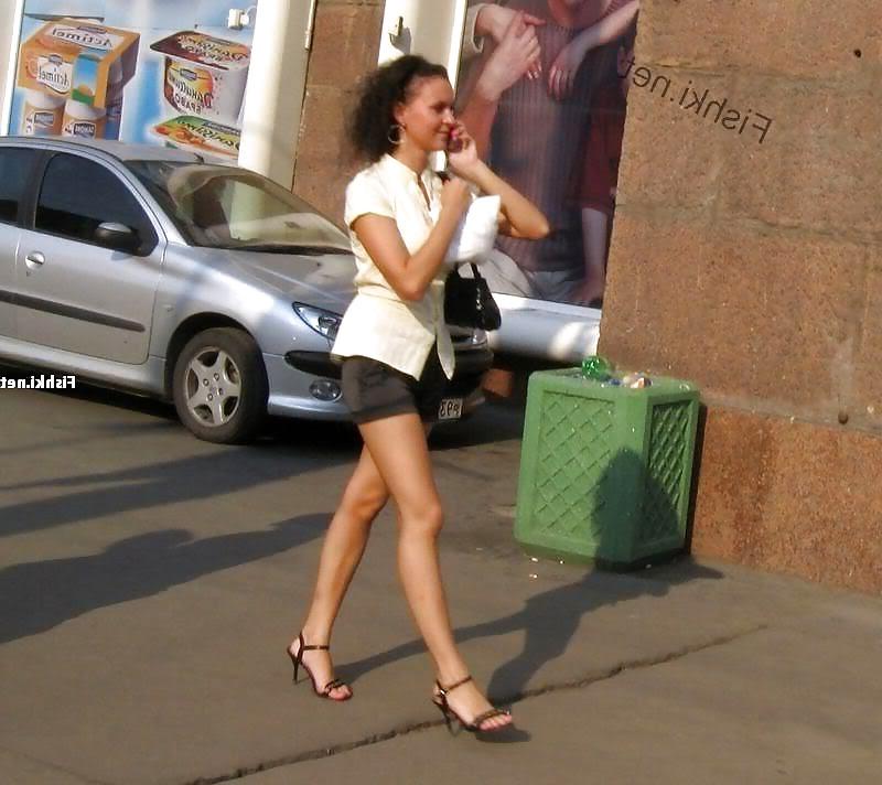 20P Russian sexy street girls