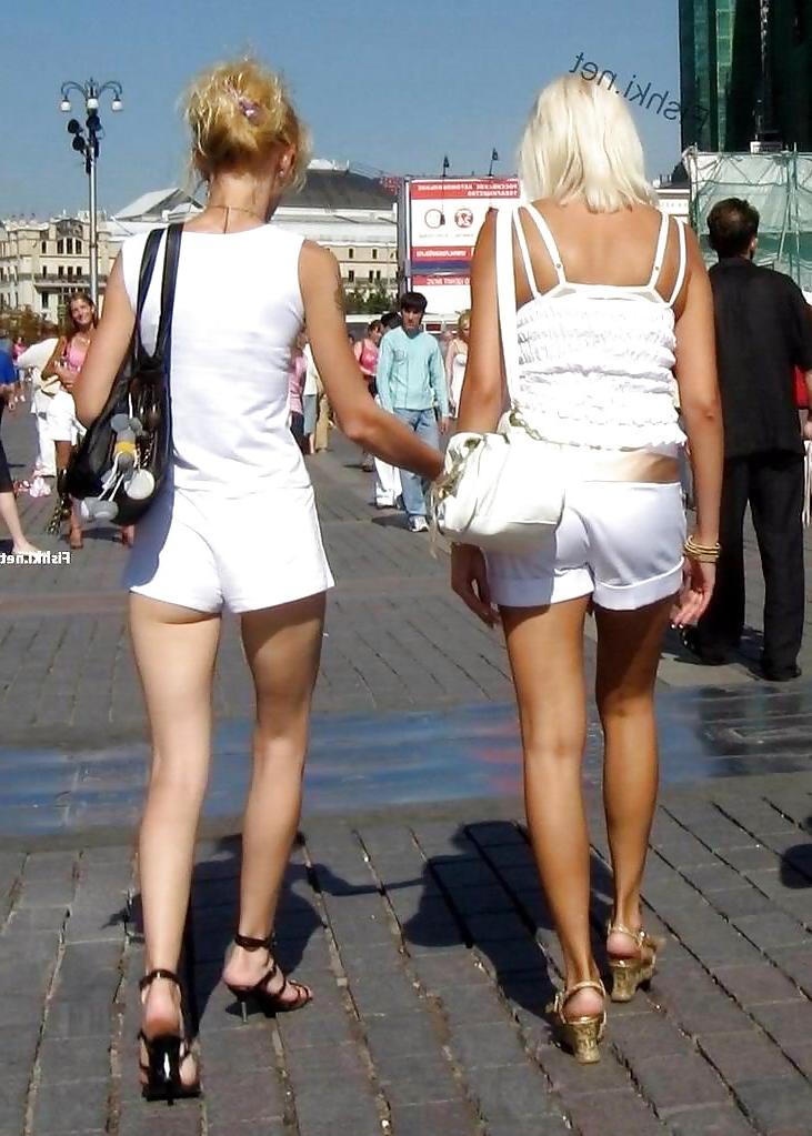 20P Russian sexy street girls