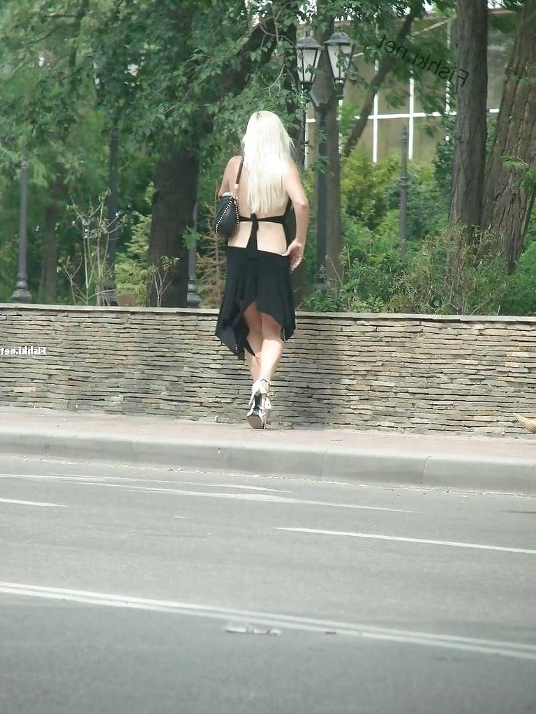 20P Russian sexy street girls