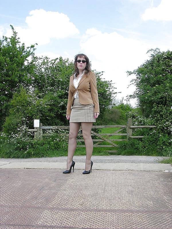 25P Hotlegs-lady stephanie 22