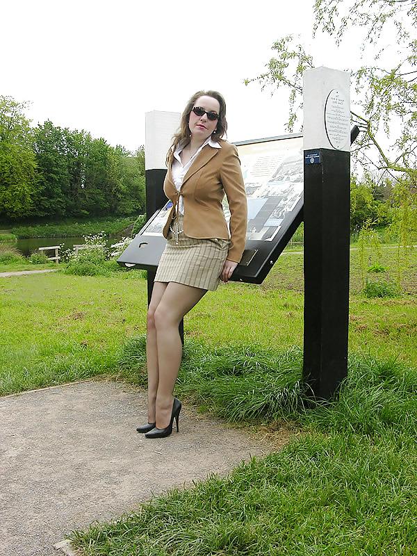 25P Hotlegs-lady stephanie 22