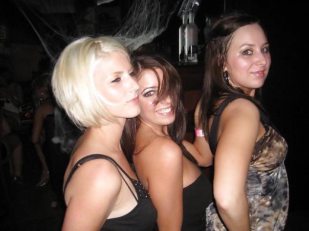 25P Facebook Finds:  Sarah S. (feat. Busty Flickr Milf)