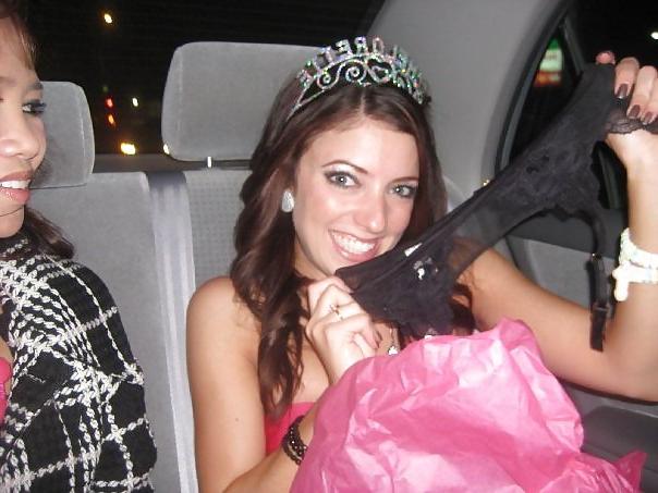 25P Facebook Finds:  Sarah S. (feat. Busty Flickr Milf)