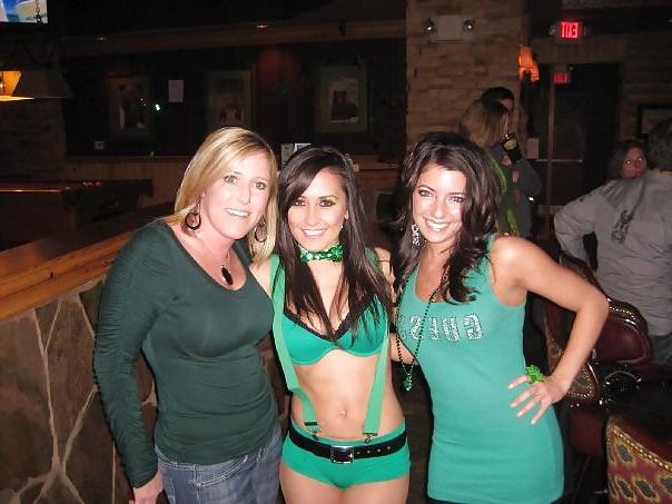 25P Facebook Finds:  Sarah S. (feat. Busty Flickr Milf)