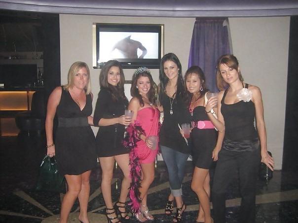 25P Facebook Finds:  Sarah S. (feat. Busty Flickr Milf)
