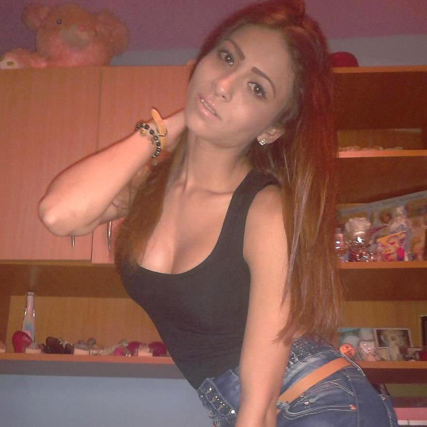 6P Romanian girl: Dorina