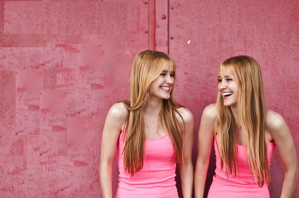 13P Harp Twins