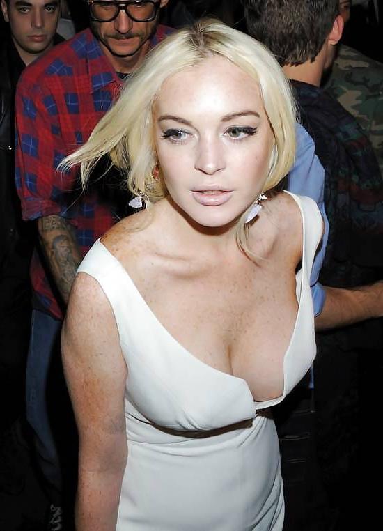 25P Upskirt celeb