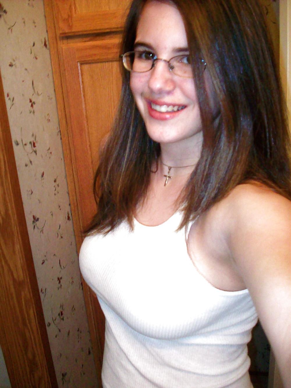 18P Non Nude beauties