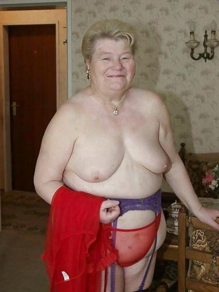 18P Granny 28